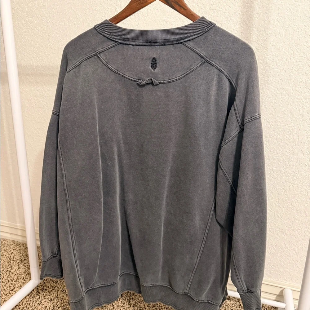 Free People Movement pullover - Picture 2 of 2